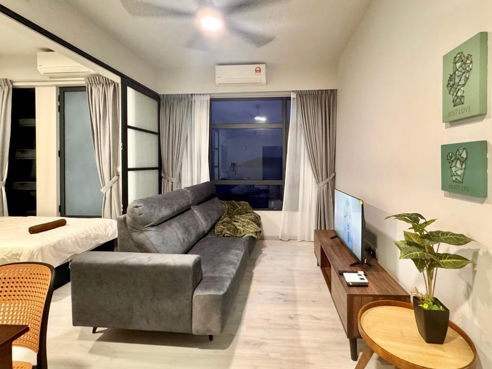 CUSH @ Jesselton Quay Seaview Apartment in Kota Kinabalu