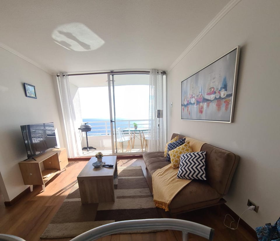 Living room, Sea view
