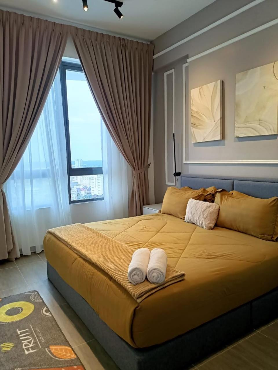 Photo of the whole room