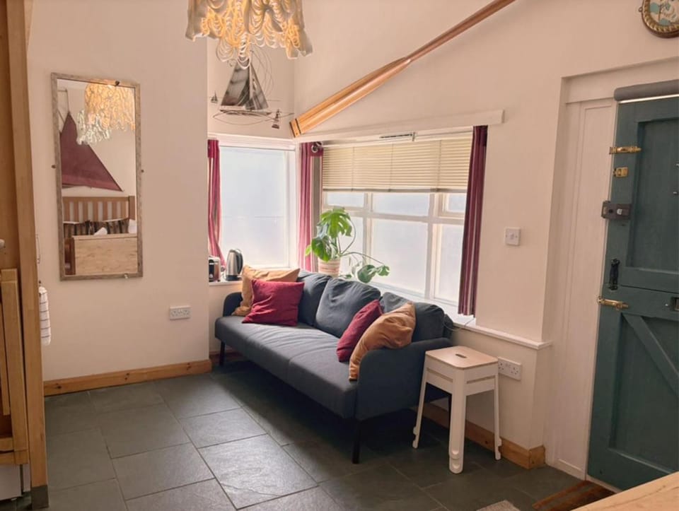 Zion Place Apartment in Dartmouth