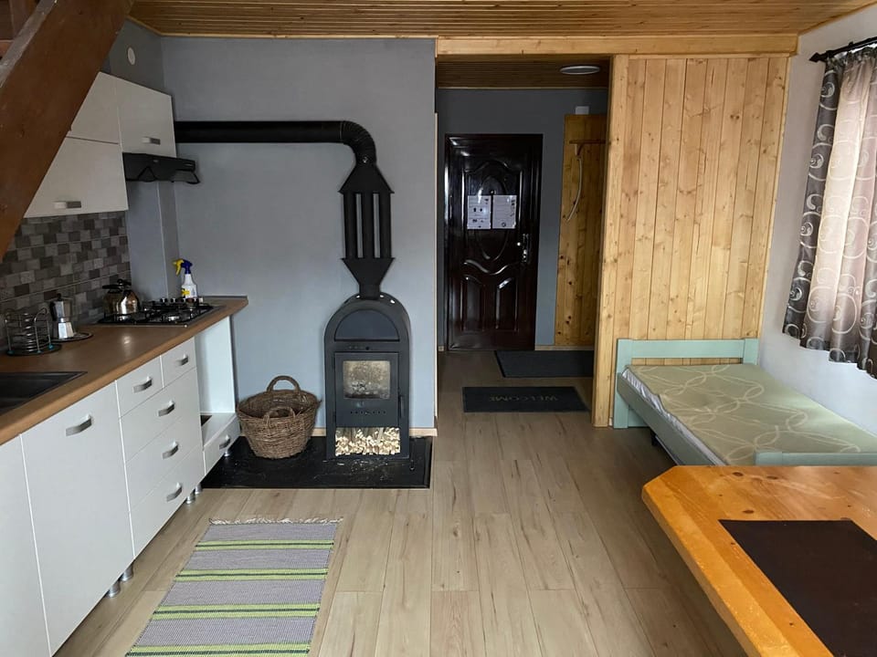 SKH R - 1 Bedroom Apartment in Romania