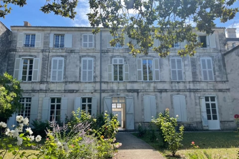 Charming 80m Near The Old Port! Apartment in La Rochelle