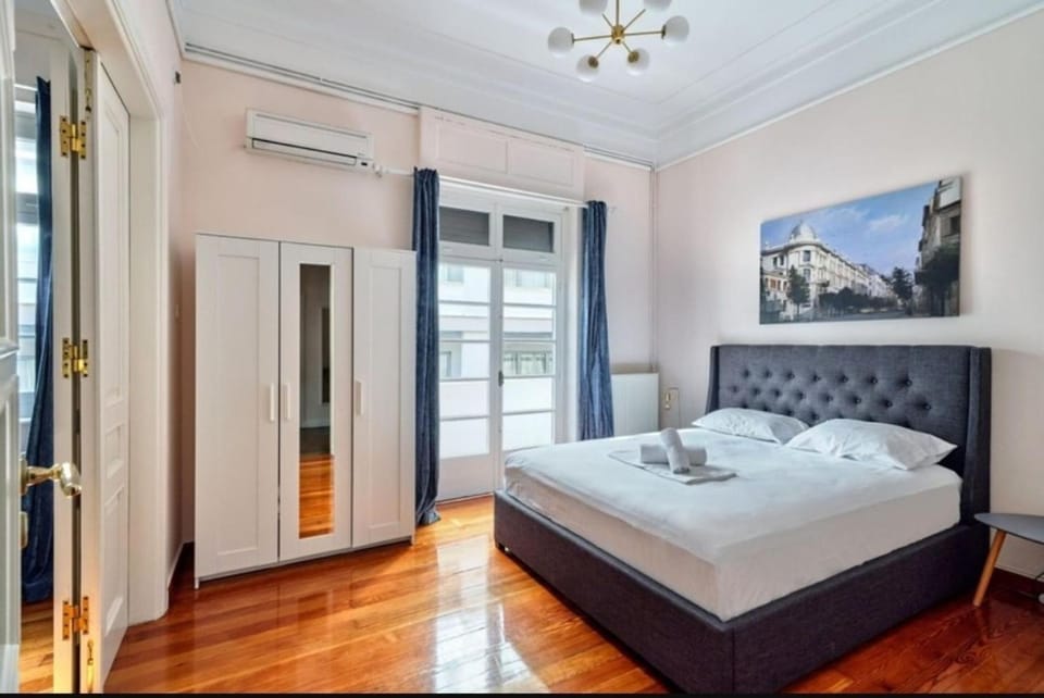 Elegant apartment in Syntagma square Apartment in Athens