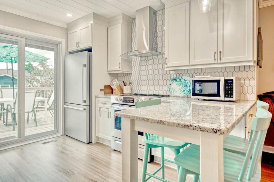 Lovely Beach Bungalow House in North Myrtle Beach