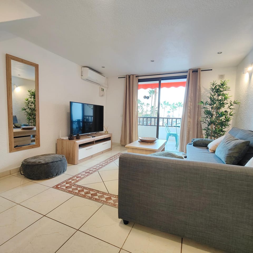 TV and multimedia, Living room, air conditioner