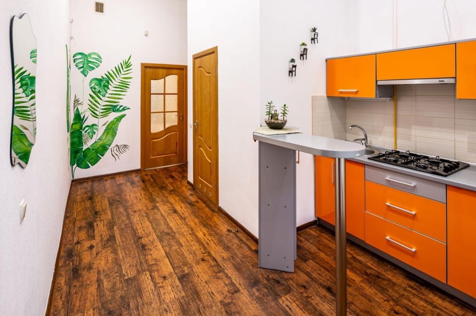 Kitchen or kitchenette