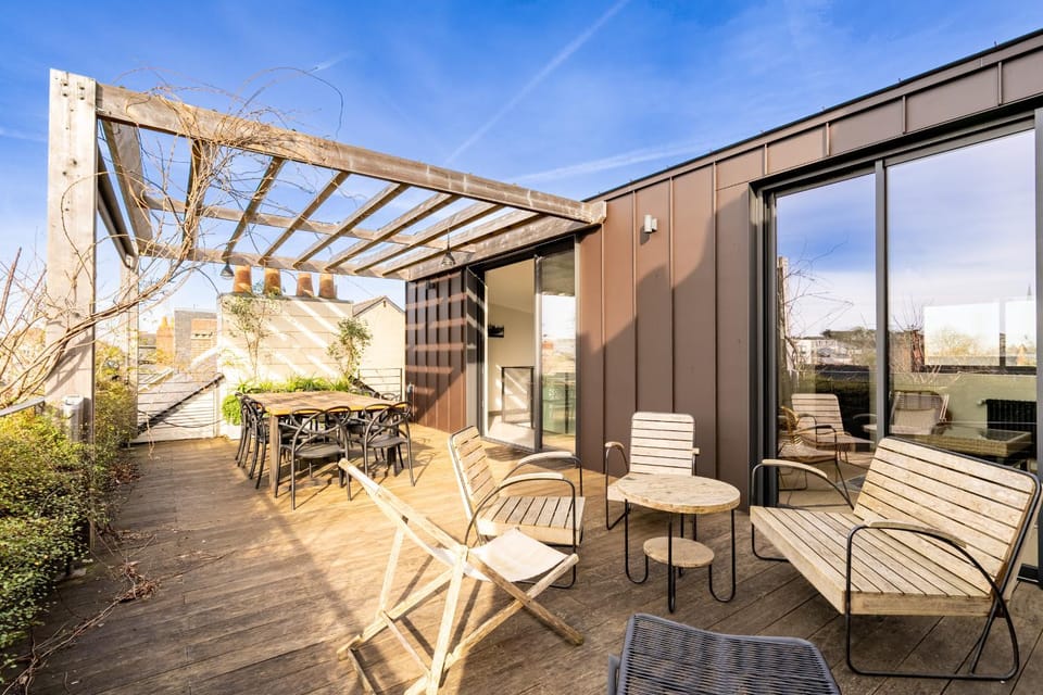 Patio, Dining area