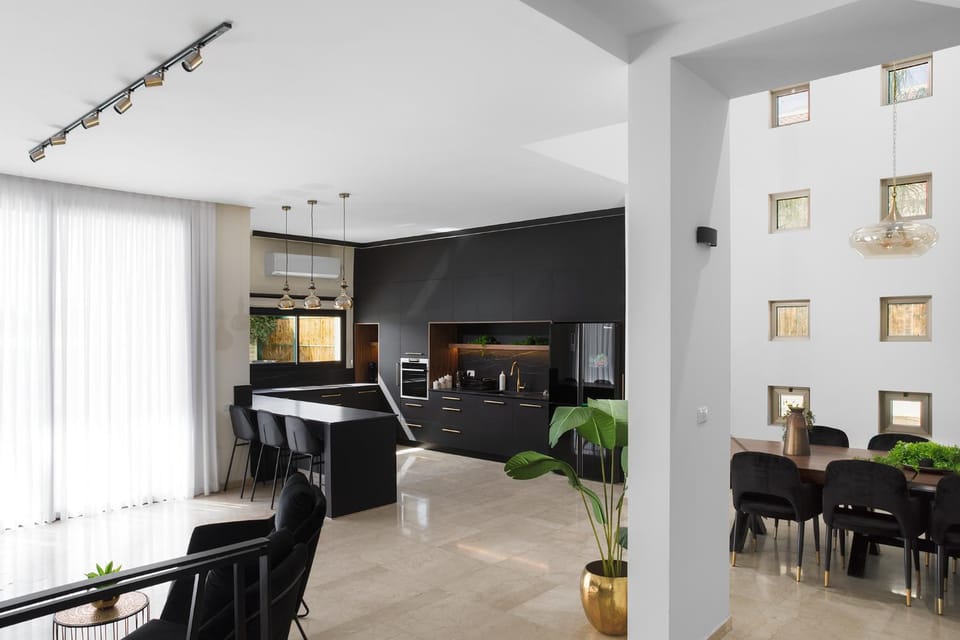 Kitchen or kitchenette, Dining area, kitchen, kitchen