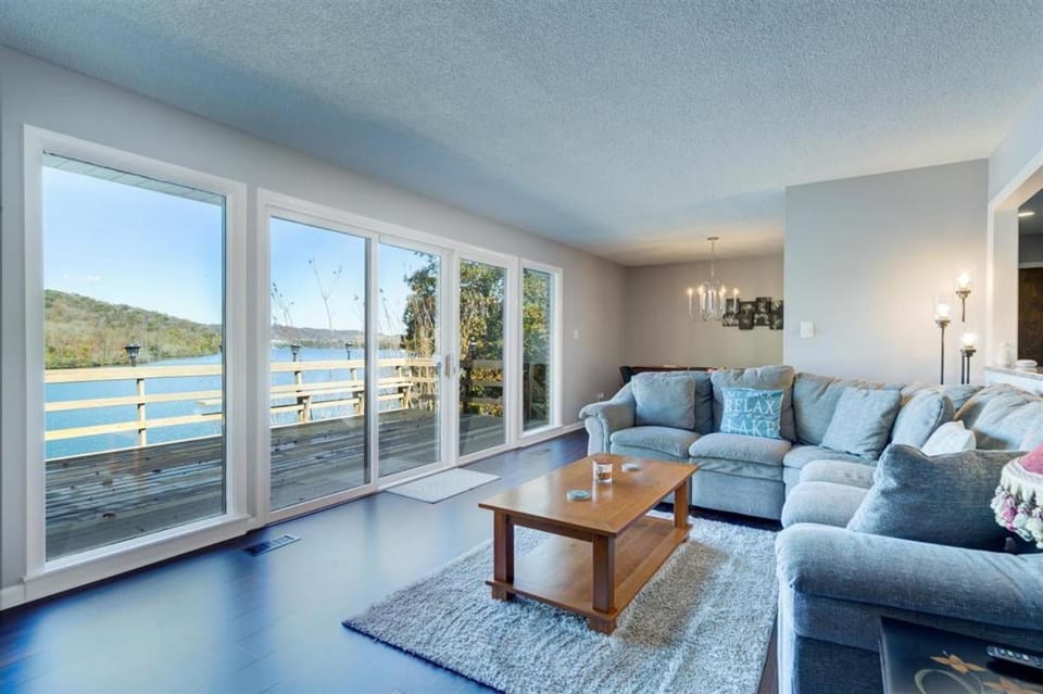 Melton Away - Knoxville/Oak Ridge House in Oak Ridge