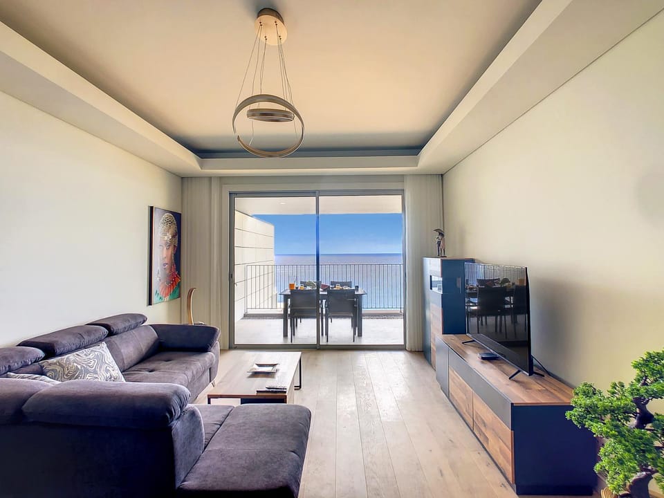 Living room, Sea view