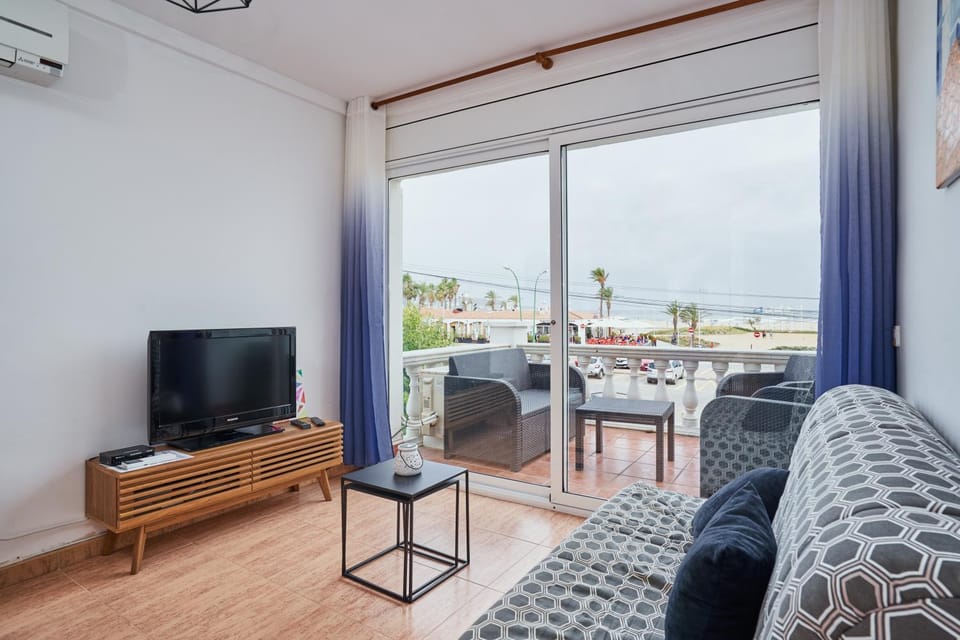 TV and multimedia, Balcony/Terrace, Sea view