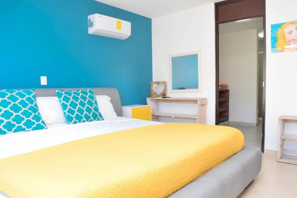 Bed, Photo of the whole room, Bedroom, fireplace, air conditioner