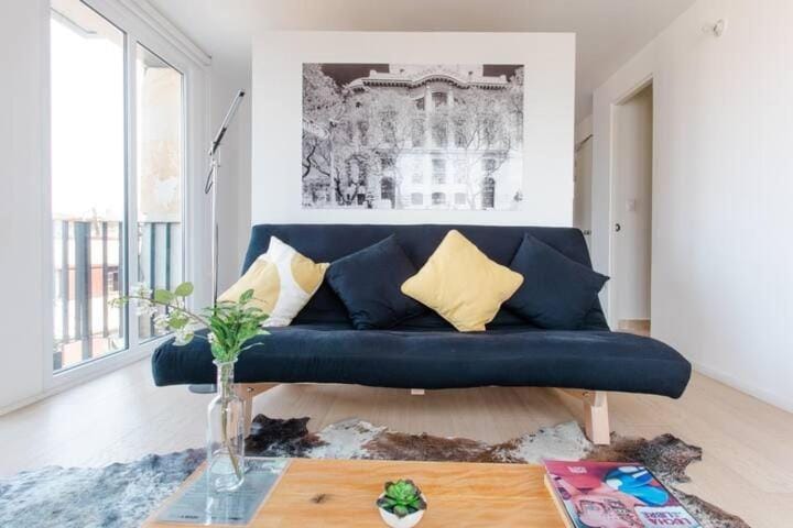 Living room, Photo of the whole room