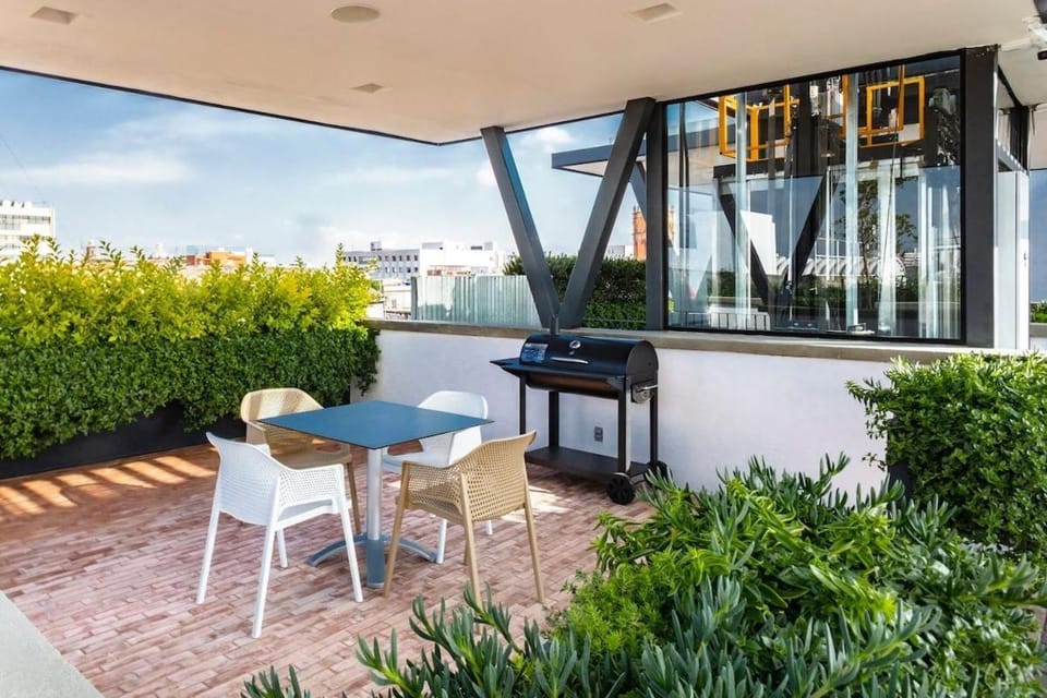 BBQ facilities, Balcony/Terrace
