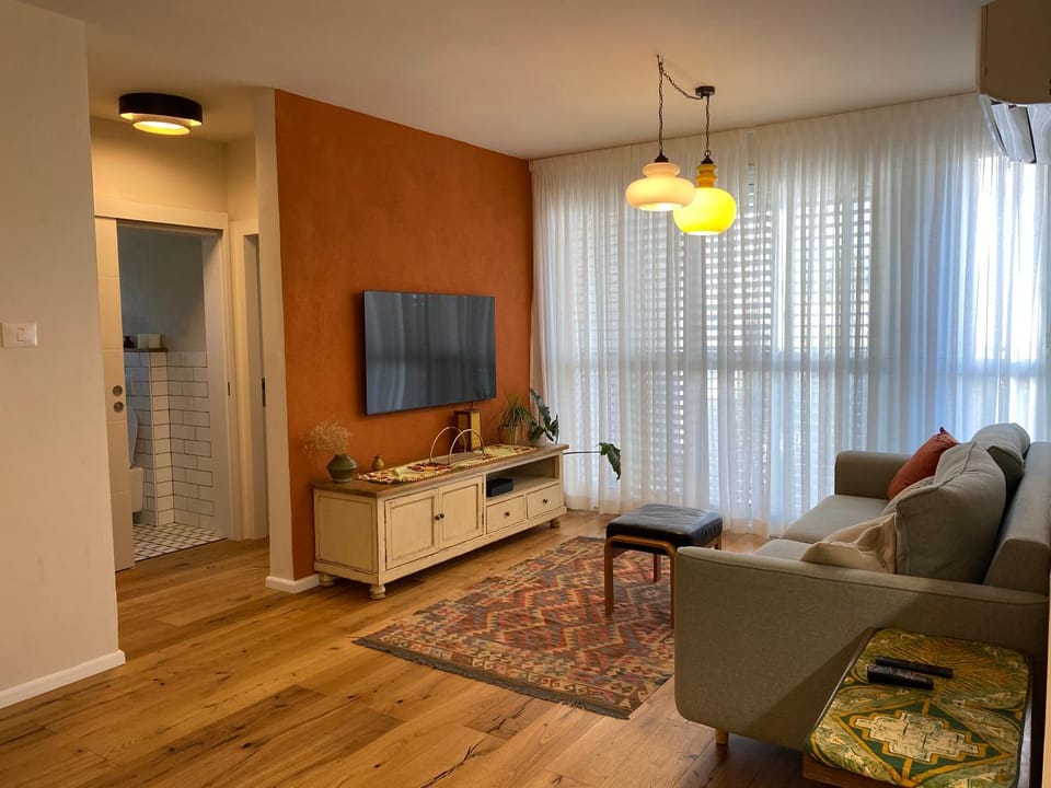 נופש ליד הים בת גלים Apartment in Haifa