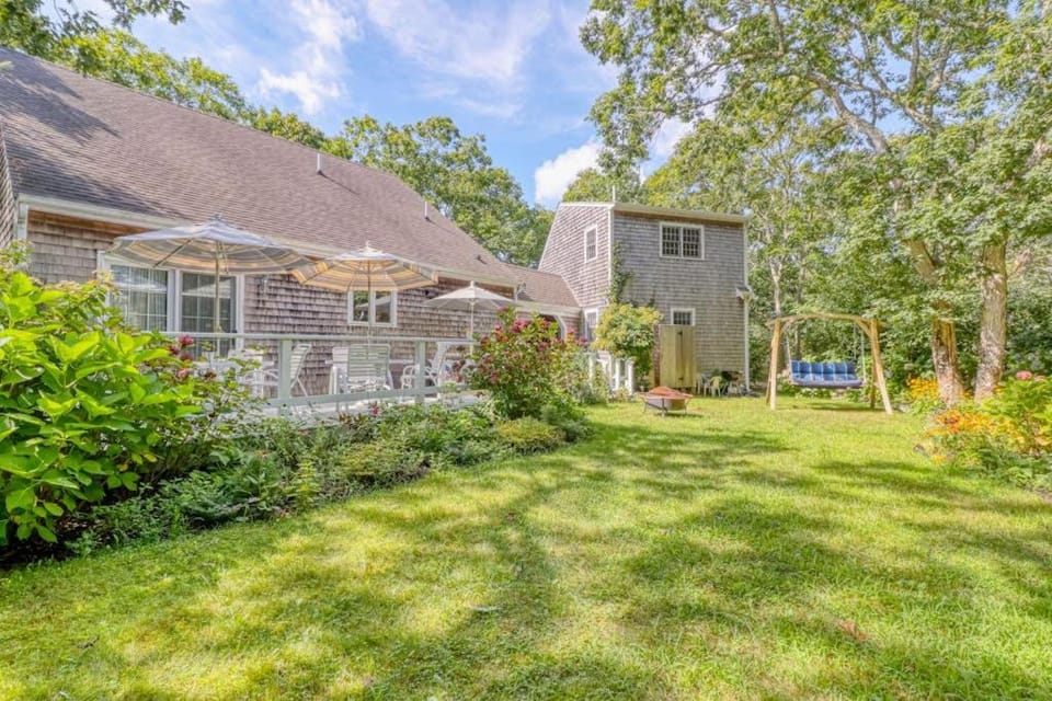 Island Oasis House in Martha's Vineyard