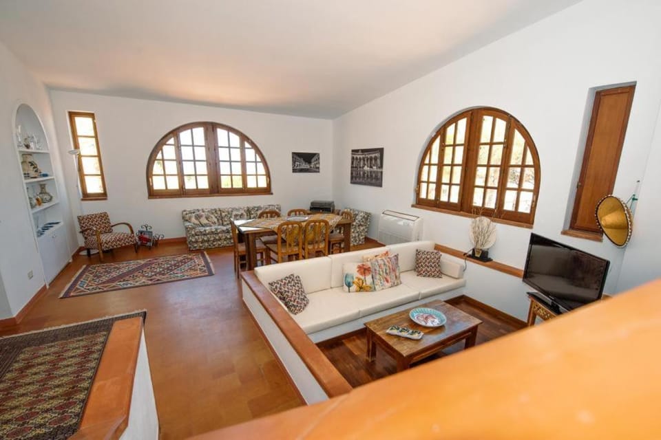 Communal lounge/ TV room, Living room, Seating area, Meeting/conference room
