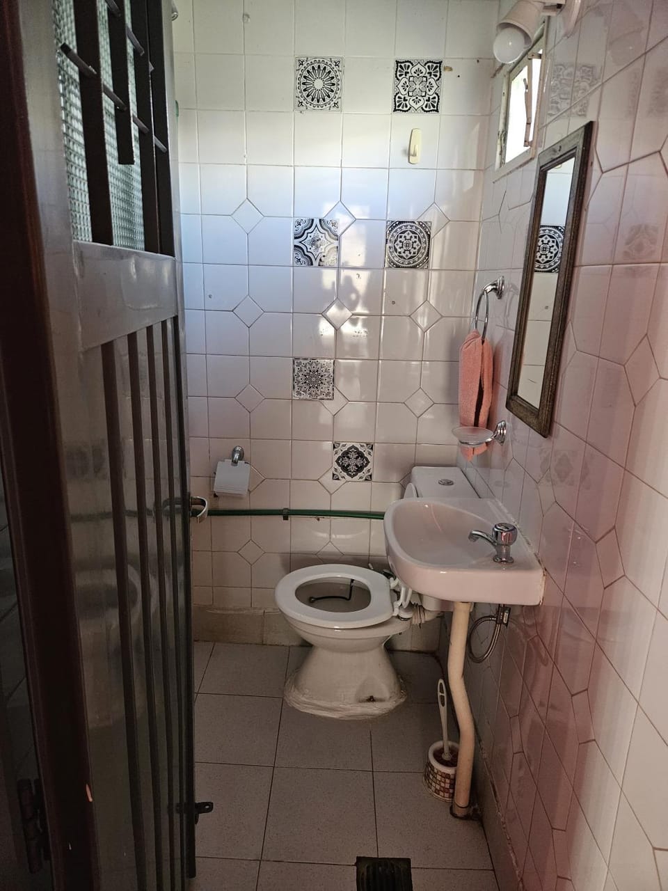 Shower, Bathroom, bidet