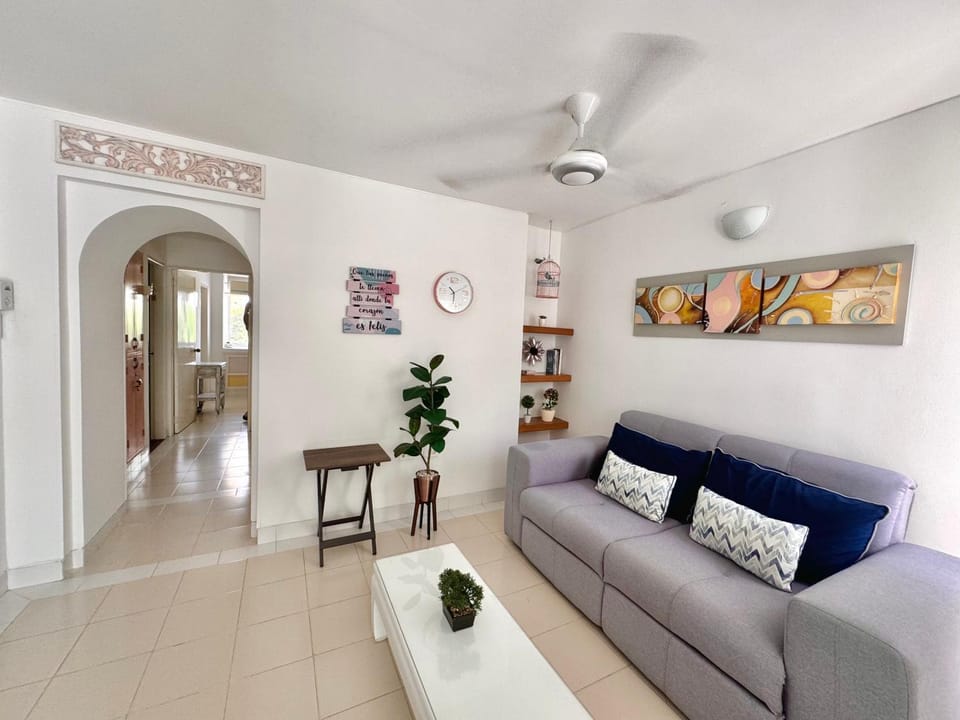 Communal lounge/ TV room, Living room