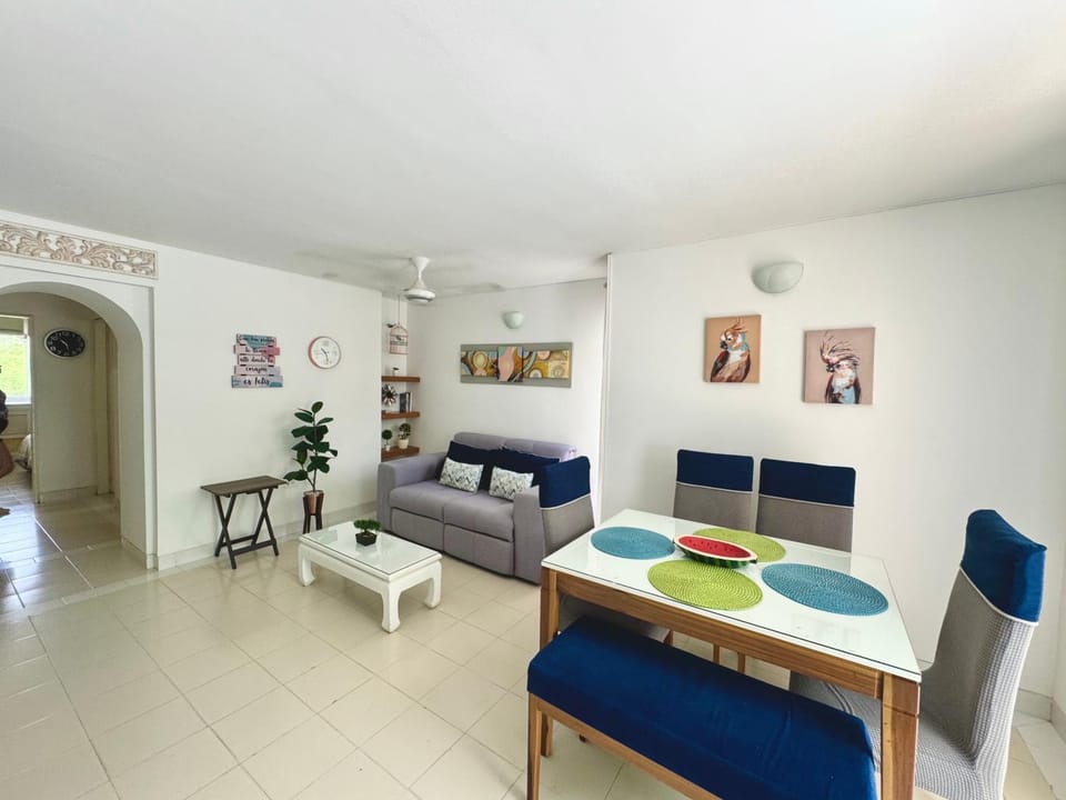 Living room, Dining area, Area and facilities