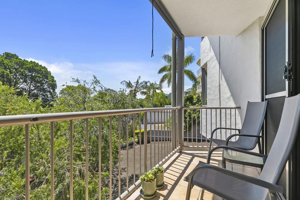 Balcony/Terrace, Garden view