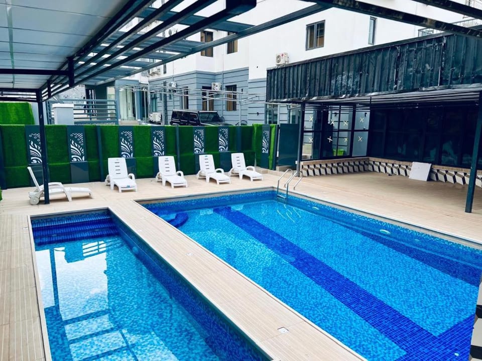 Pool view, Swimming pool, sunbed