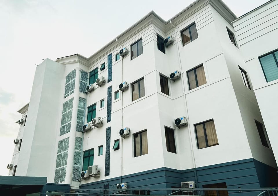 Property building, Day