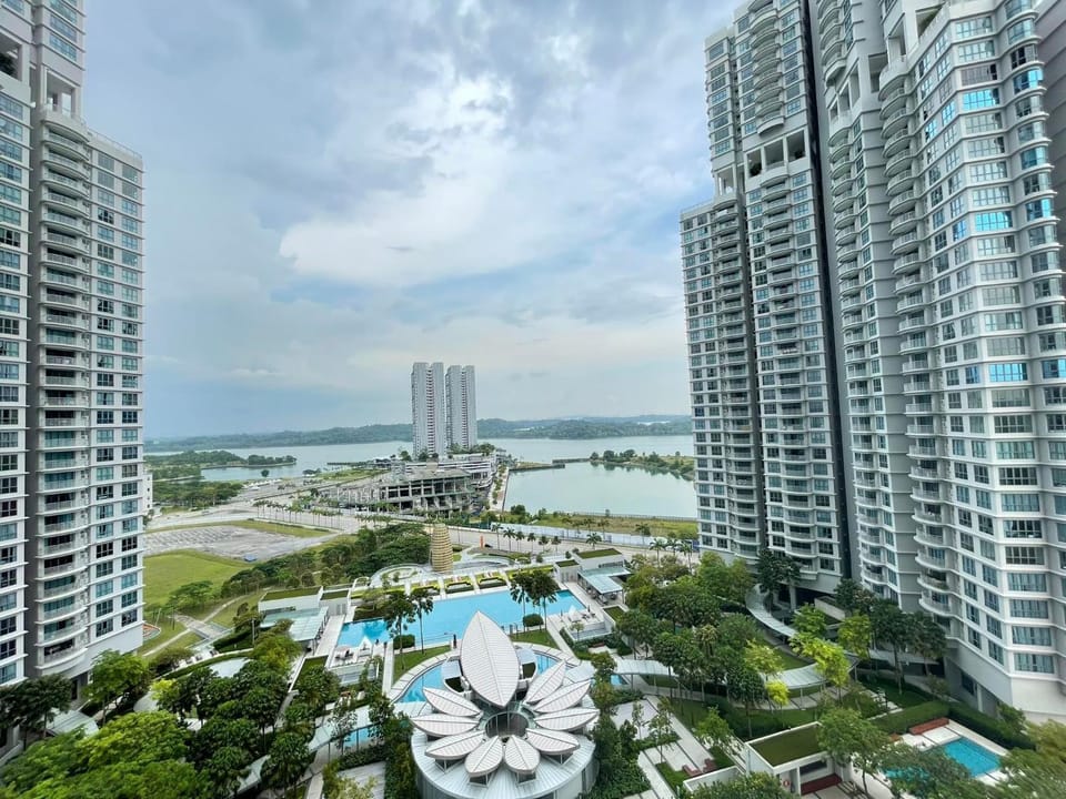 Pool view, Pool view, Sea view, Sea view