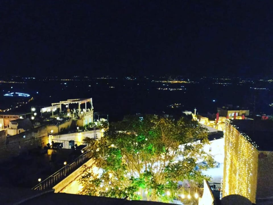 Property building, Restaurant/places to eat, Night, Natural landscape, Bird's eye view, City view, Inner courtyard view