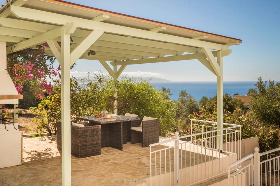 Patio, BBQ facilities, Sea view