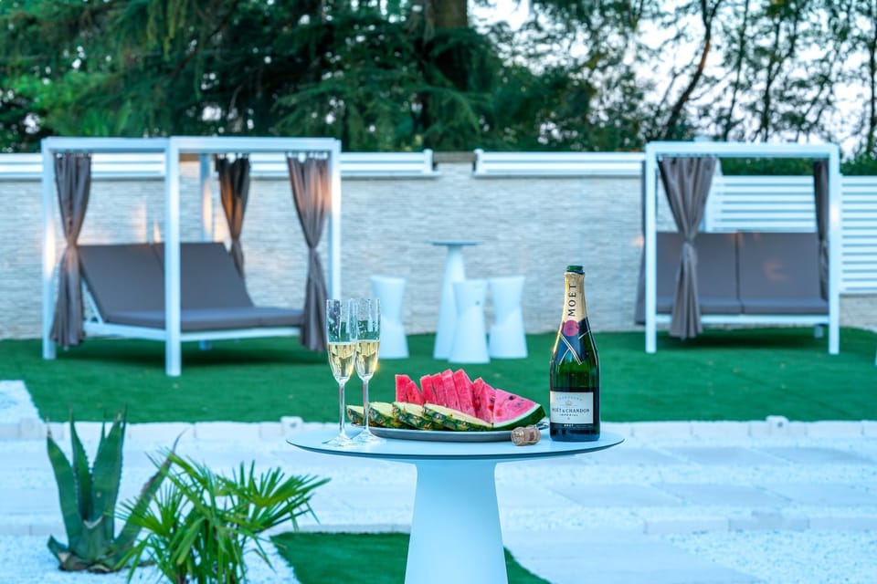 Garden, Food and drinks