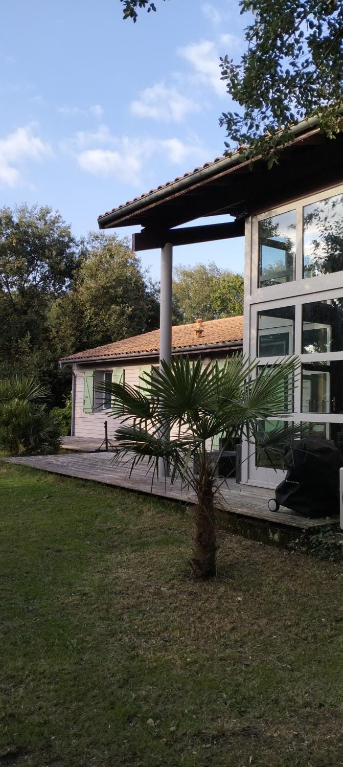 ENTRE LAC ET OCEAN SPACIEUSE ET CALME House in Nouvelle-Aquitaine