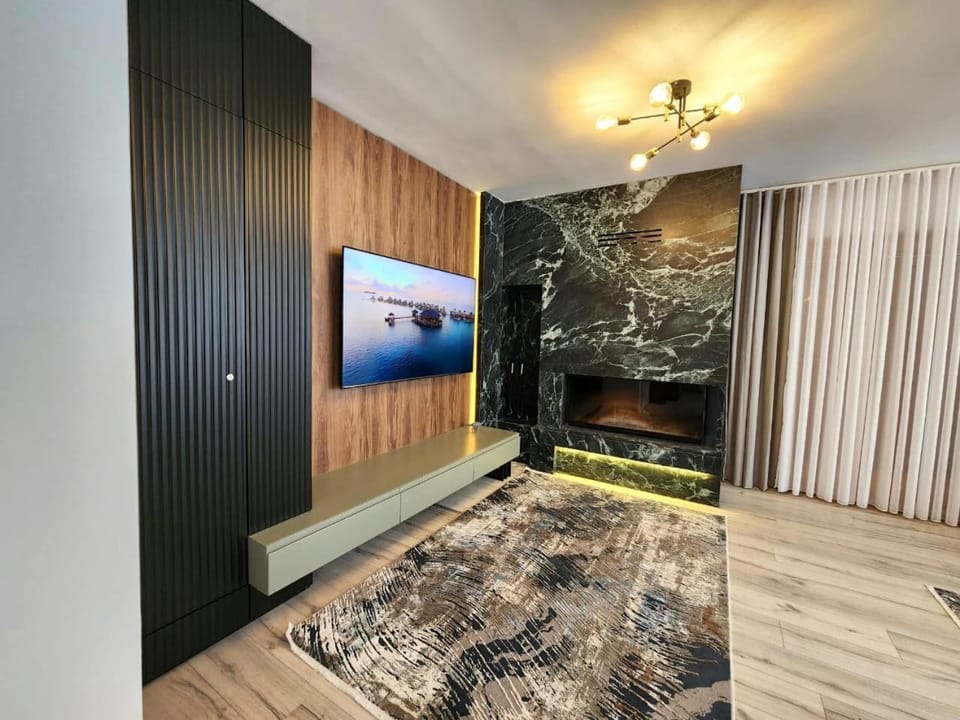 Villa Hoxha Brezovicë Villa in North Macedonia