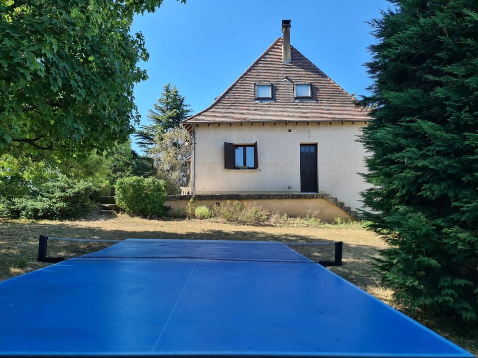 Property building, Day, Sports