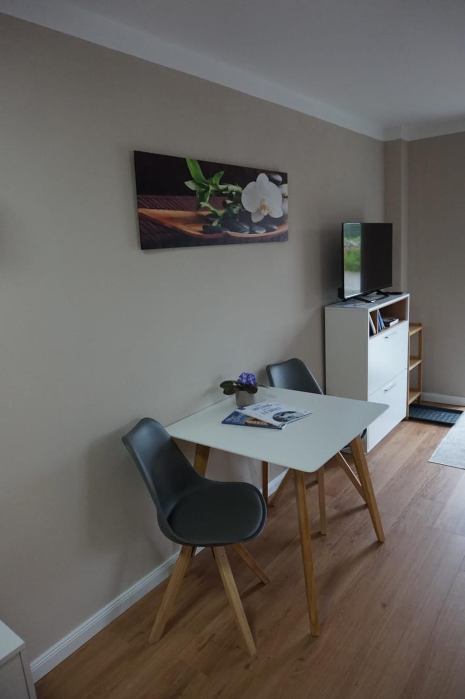 TV and multimedia, Dining area