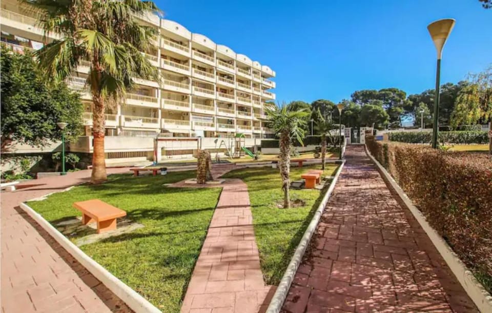 Garden, Garden view
