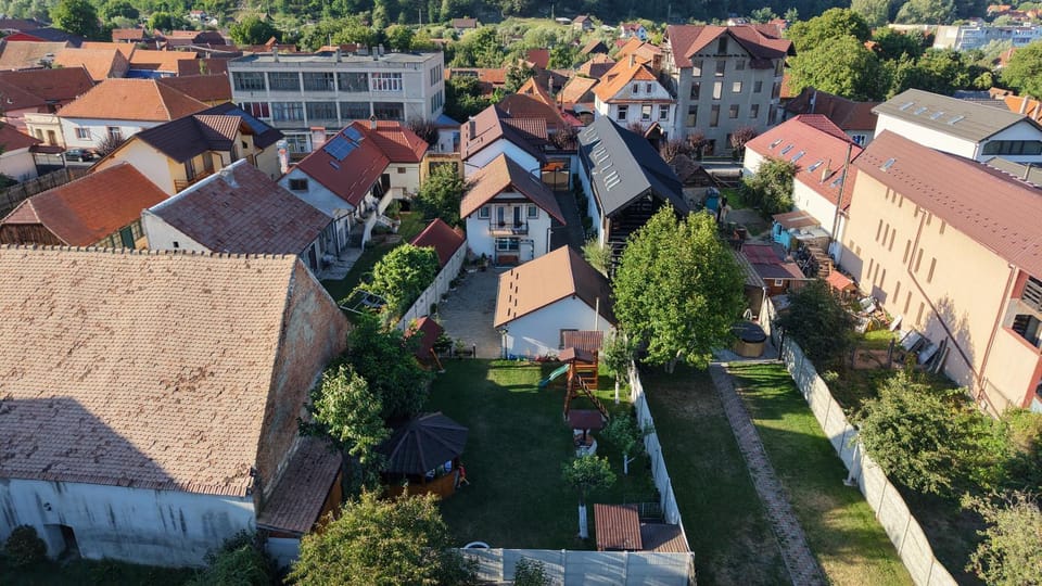 Casa BIM House in Brașov County