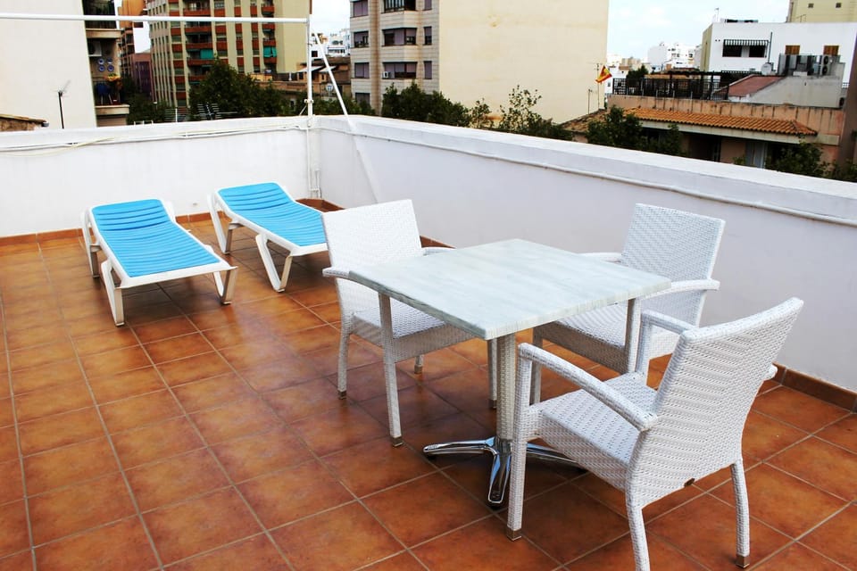Day, Balcony/Terrace