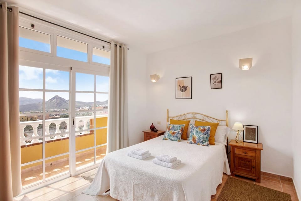 Property building, Living room, Bedroom