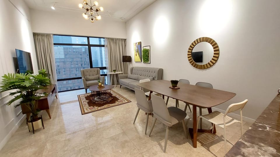 TV and multimedia, Living room, Dining area