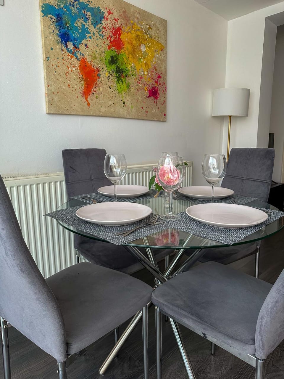 Seating area, Dining area