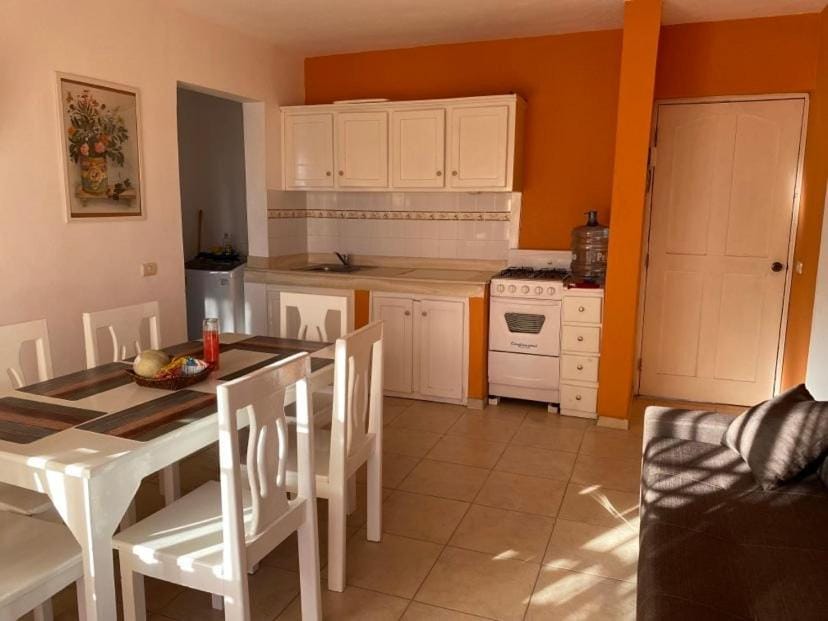 Sunny Apartment Apartment in Los Melones