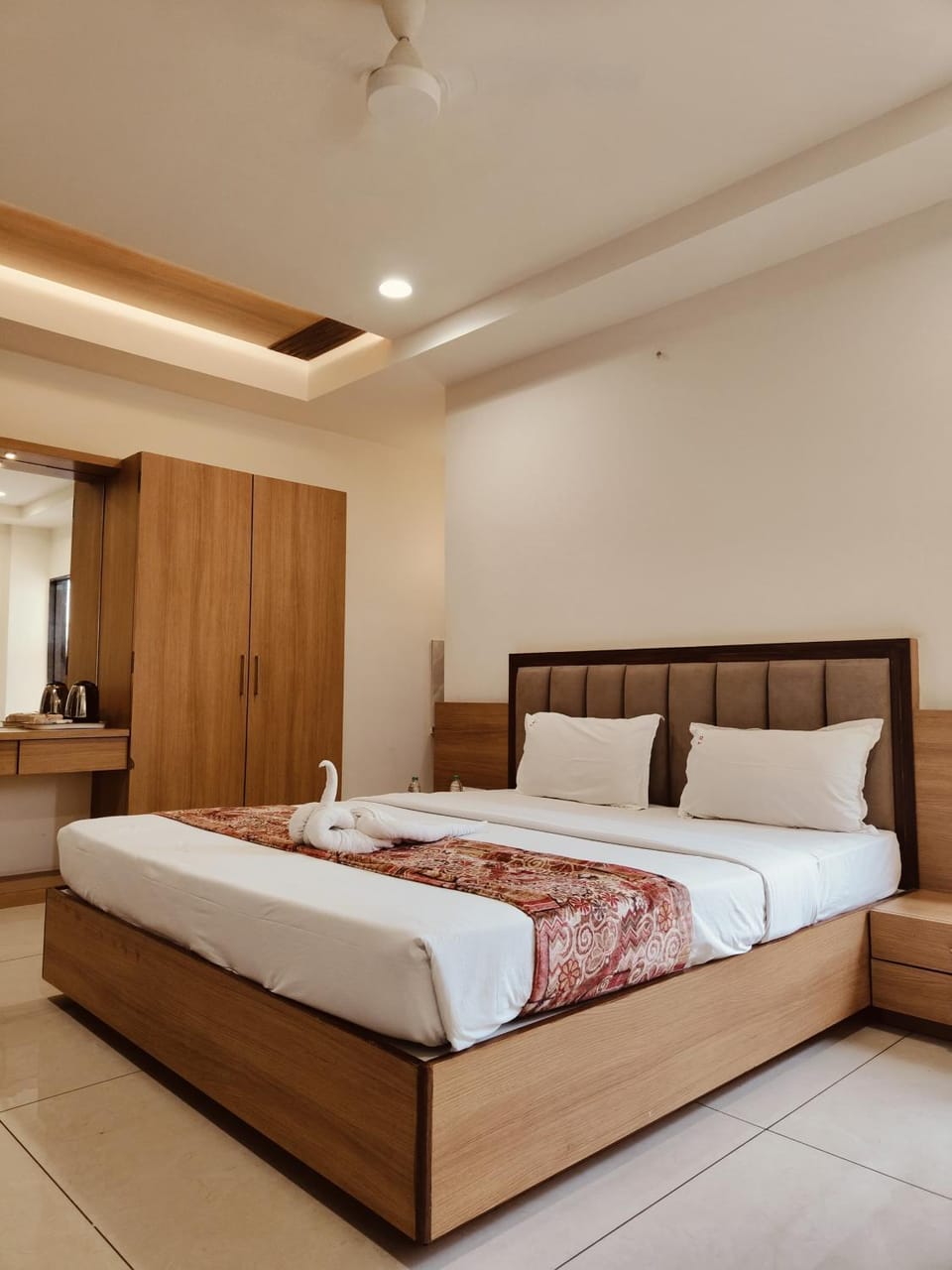 Bed, Bedroom, wardrobe
