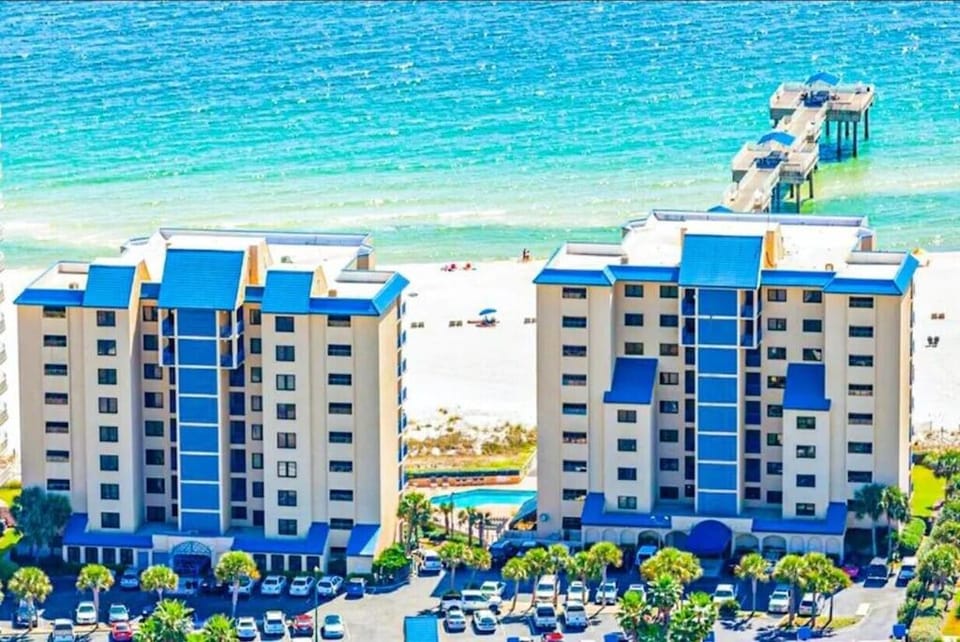 Four Seasons Unit 704E House in Orange Beach
