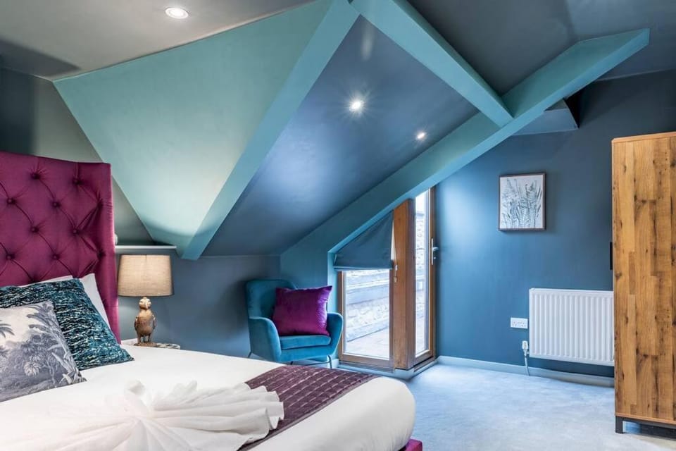 The Chapel Loft - with parking Apartment in Bath
