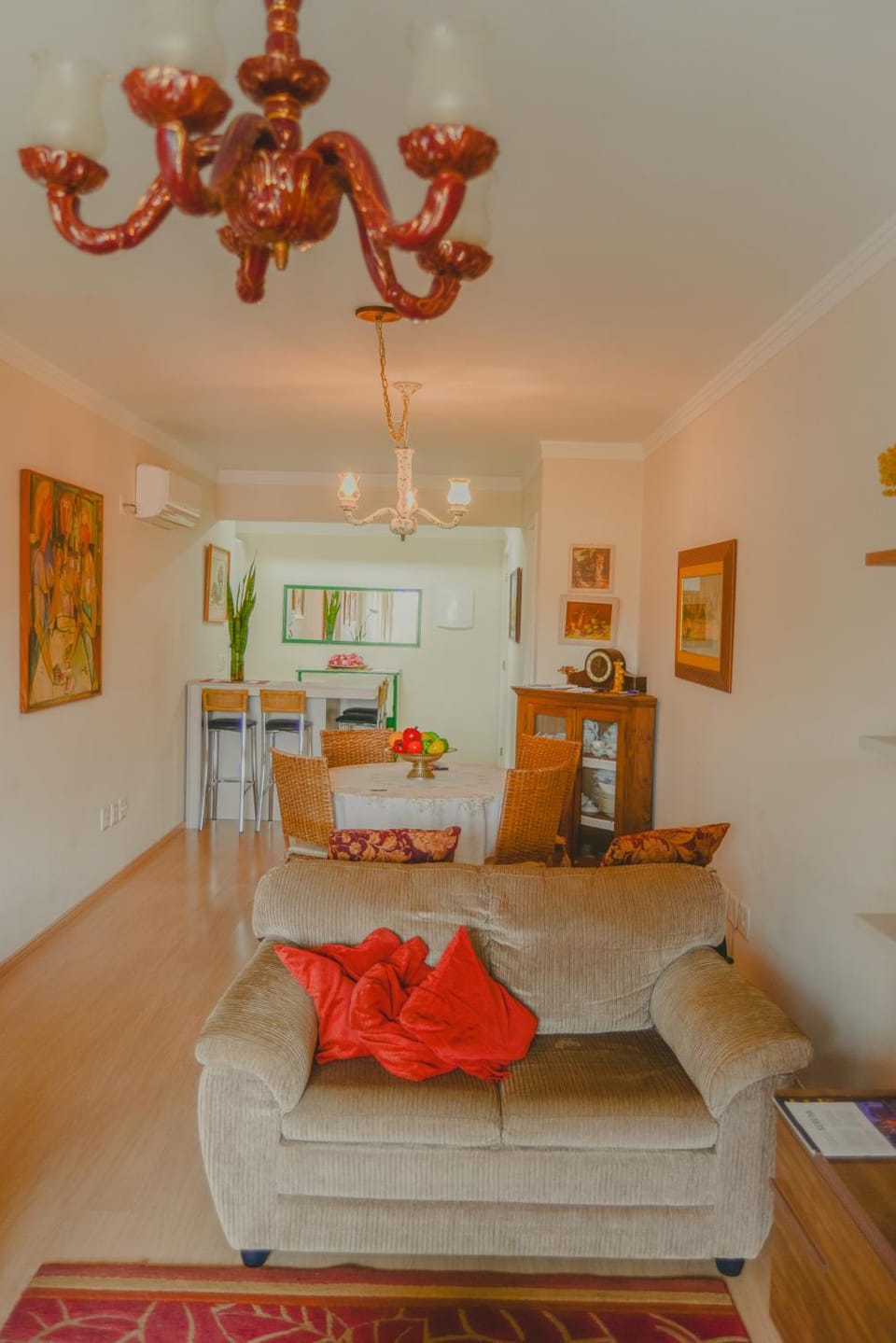 Seating area, Dining area