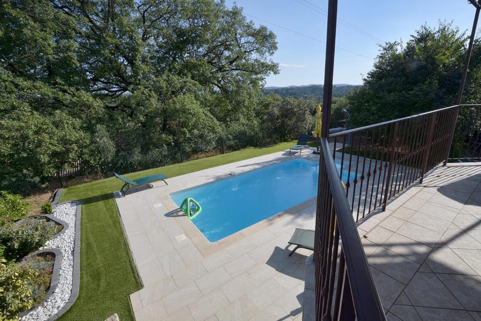 Garden, Garden view, Pool view, Swimming pool, sunbed