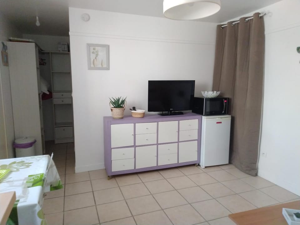 Studio neuf climatisé proche d'Agde Apartment in Occitanie