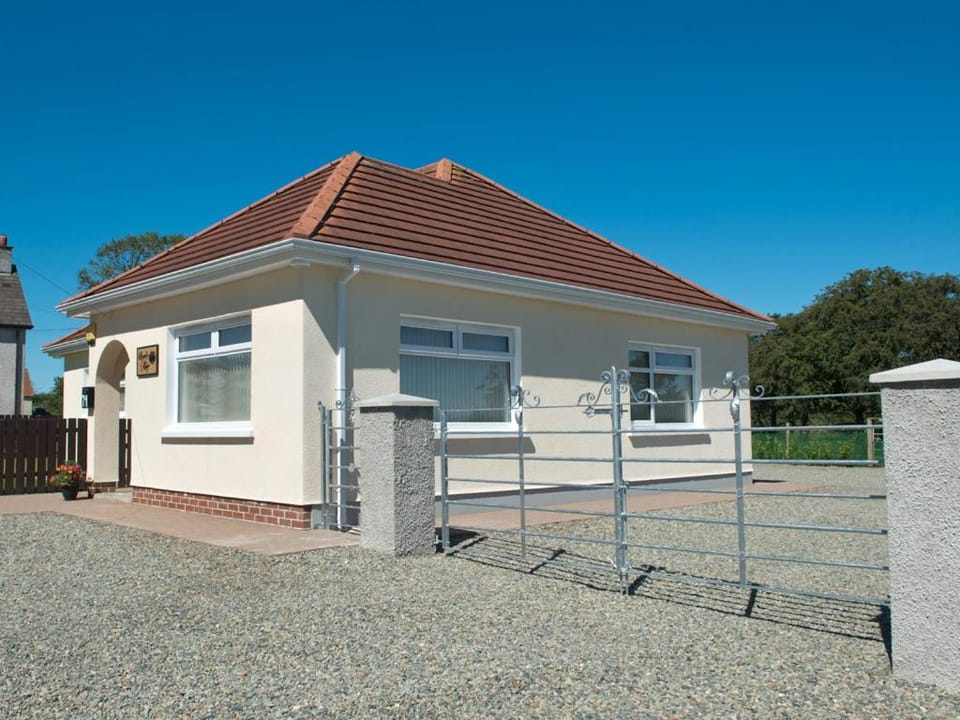 Maple Cottage House in Northern Ireland