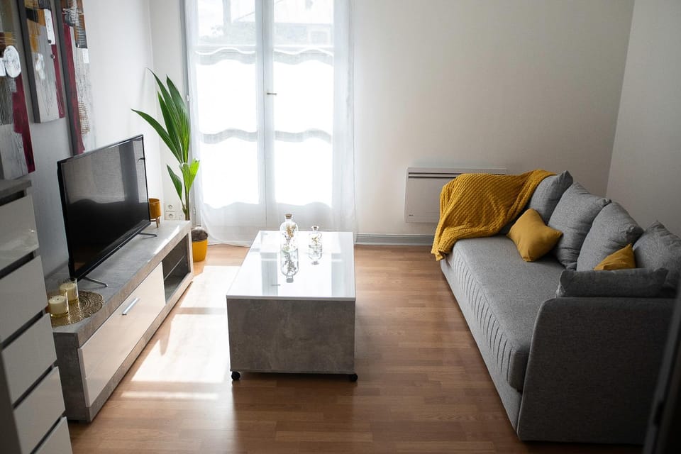 Lorraine Apartment in Île-de-France